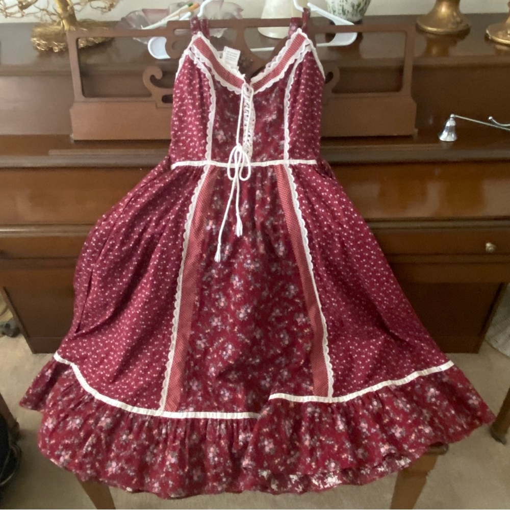 1979-1980 Gunne Sax by Jessica vintage midi dress. Exceptional condition.